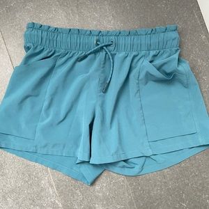 Athletic shorts size 12 girls Athleta Girl